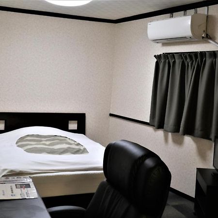 Hotel Daiki Осака Екстериор снимка